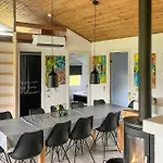 Дом отдыха Cozy Home In Sydals With Sauna *